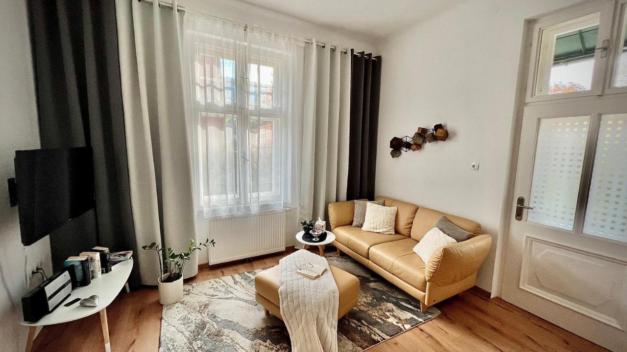 Apartment Im Gruenen Λεόμπεν Εξωτερικό φωτογραφία