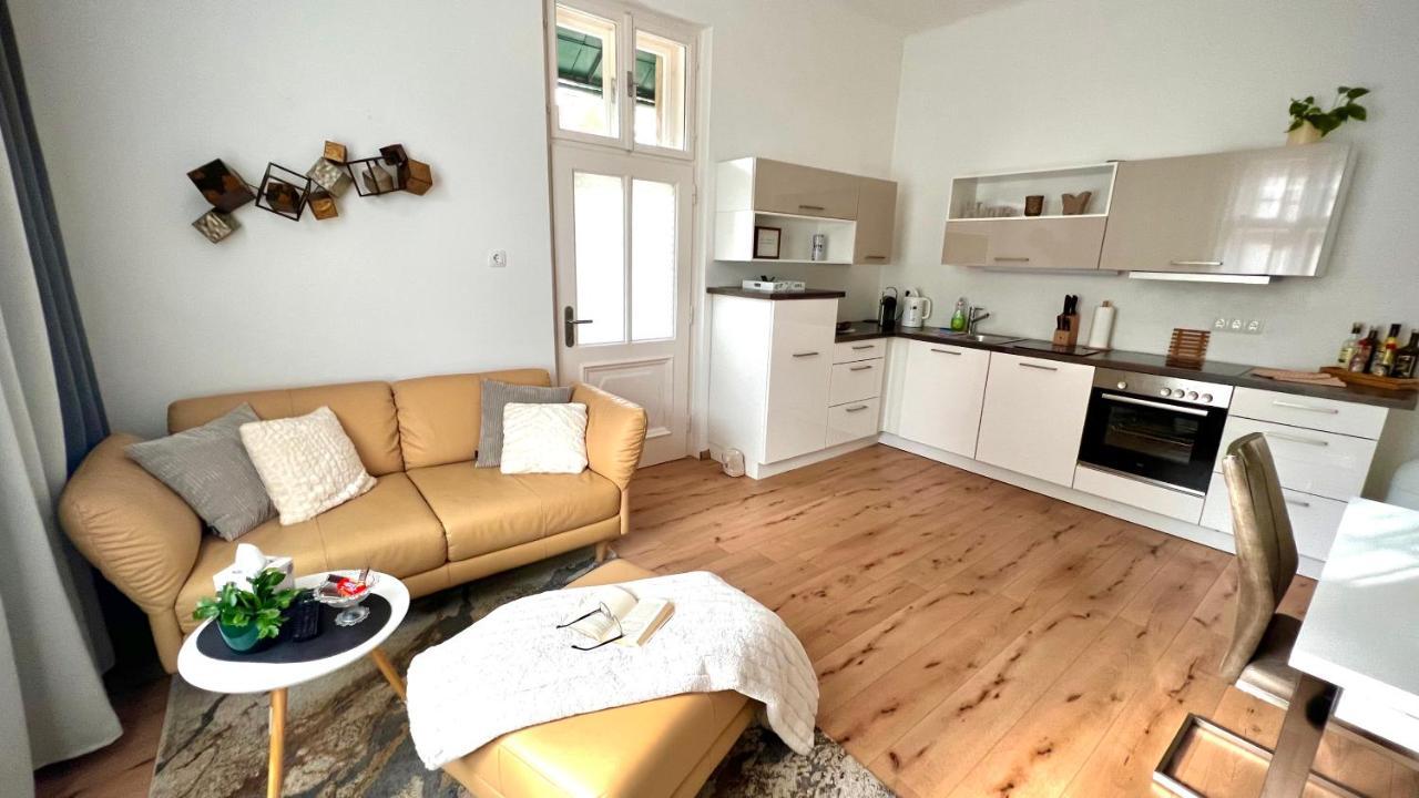 Apartment Im Gruenen Λεόμπεν Εξωτερικό φωτογραφία