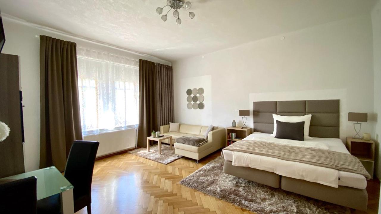 Apartment Im Gruenen Λεόμπεν Εξωτερικό φωτογραφία
